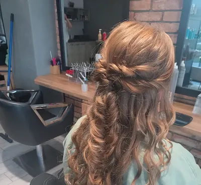 CYBER STYLE Salon Fryzjerski Monika Dębczyńska-Kowalska